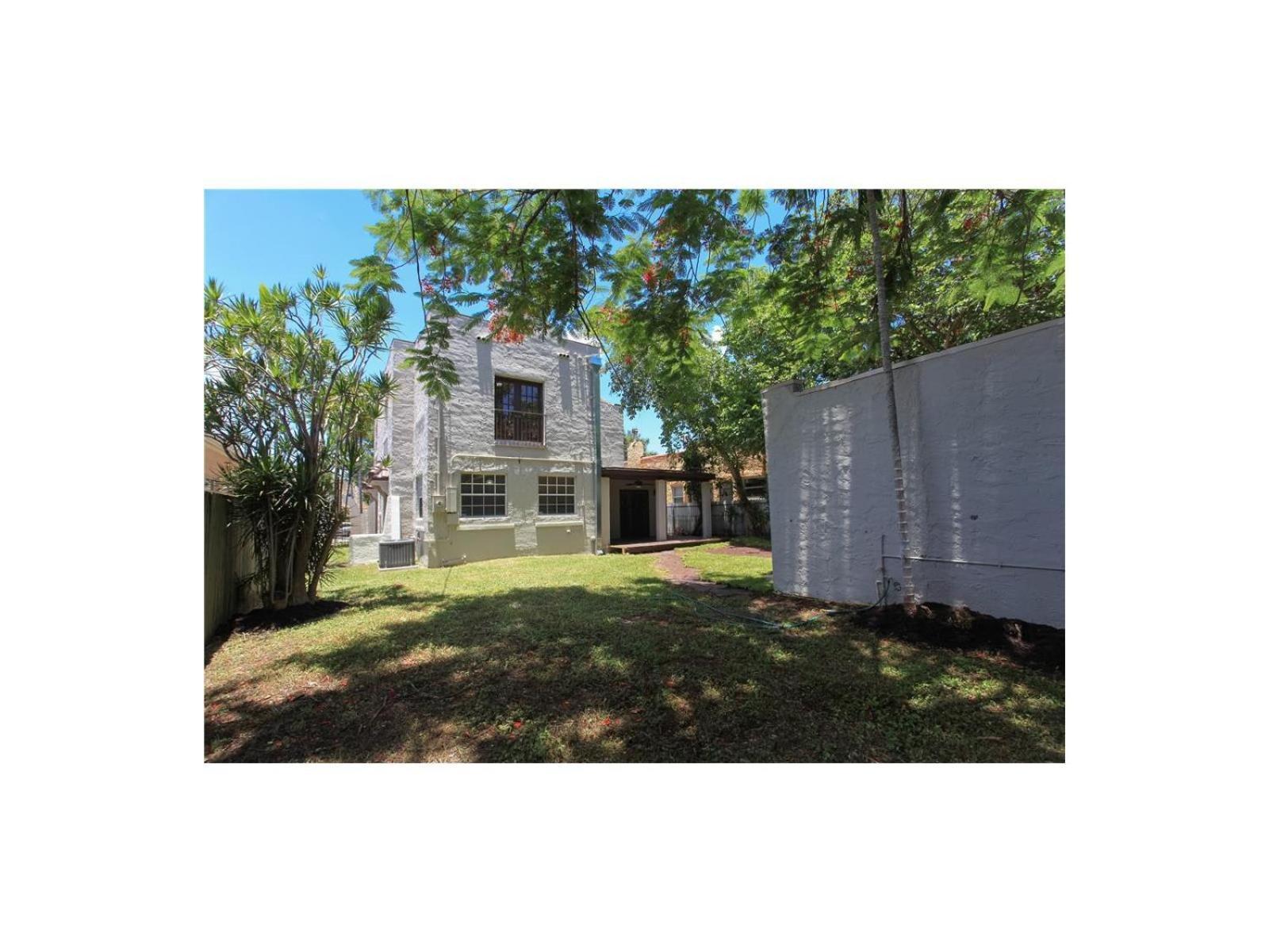 Private Loft In The Heart Of Little Havana Miami Exterior photo